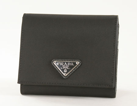 プラダ テスート 三つ折財布 ブラック 1M0176